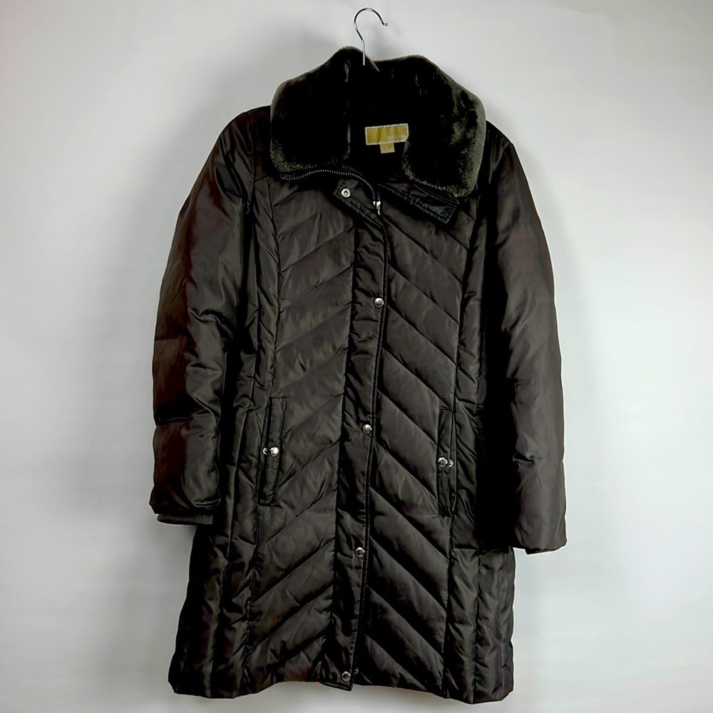 Michael Kors puffer jacket size small in excellent condition